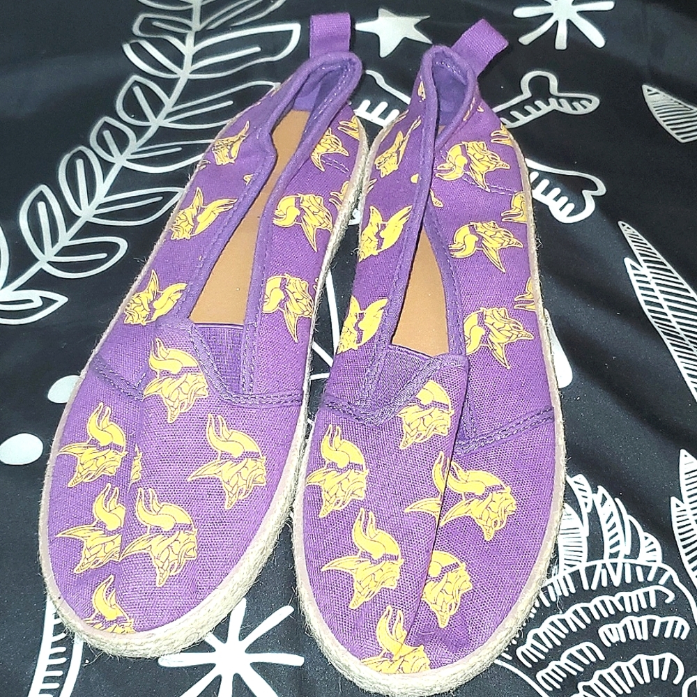 NFL Minnesota Vikings womens espadrille shoe